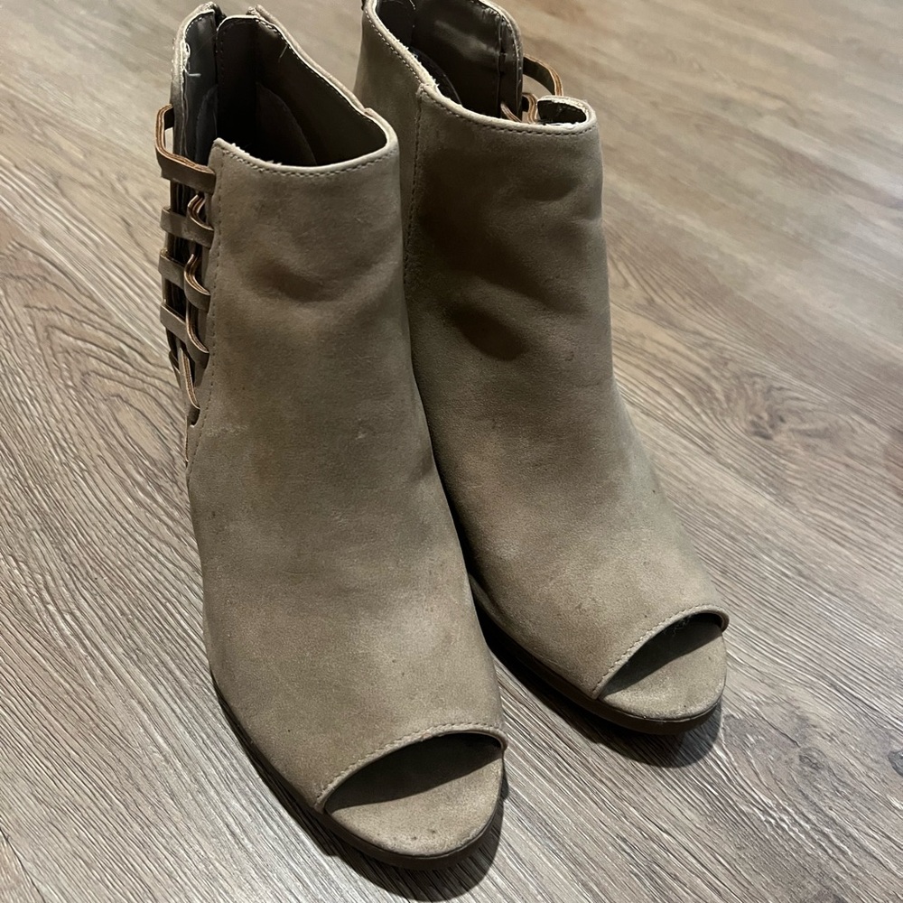 Francesca's Collections Taupe Peep-Toe Ankle Booties